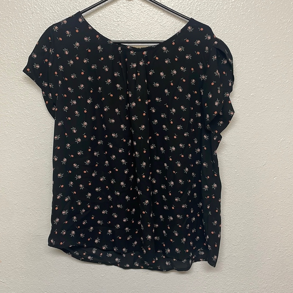 Black and pink flowy floral blouse EUC